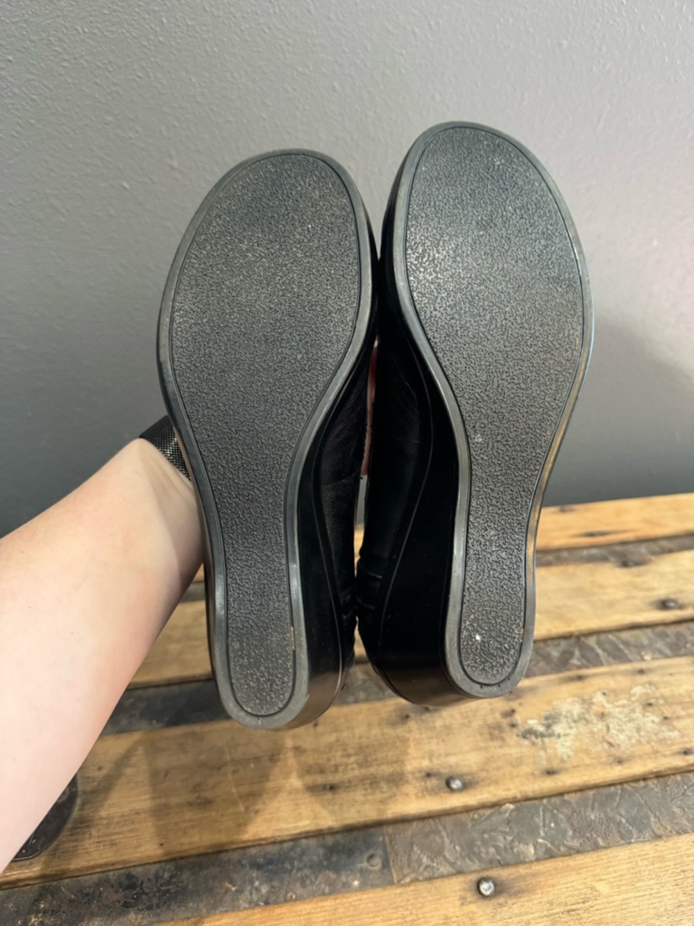 Style & Co. Black Bow-Accent Round-Toe Pumps - Picture 3 of 4